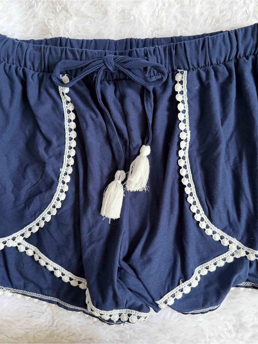 Women's Navy Tassel Drawstring Shorts with White Lace Trim size Medium Brand NEW